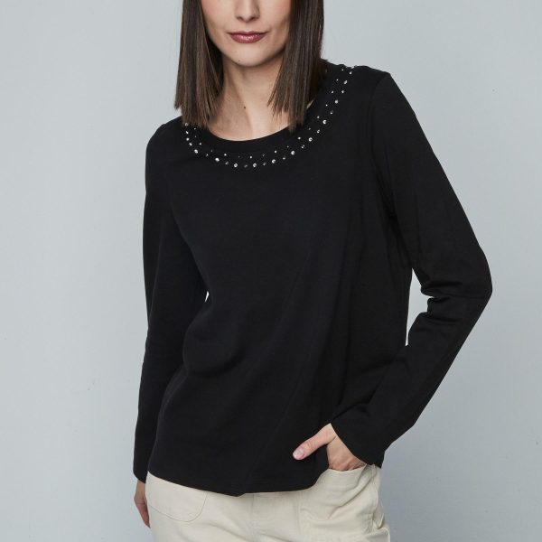 Camiseta pedrería cuello NEGRO